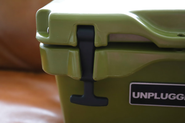 UNPLUGGED CAMP(アンプラグドキャンプ)クーラーボックス15QT